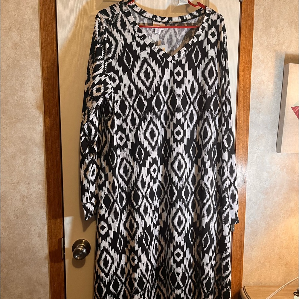 Lulu Roe Long Sleeve Dress
